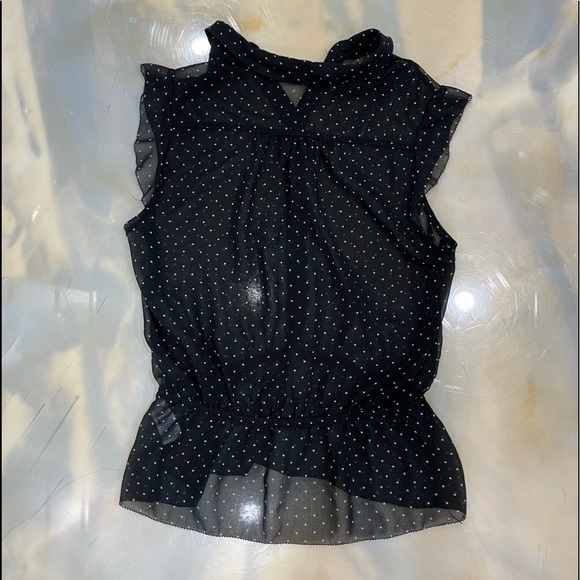 Mesh buttoned top - Picture 2 of 3